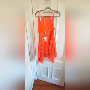 Brand new Free people S Papaya dress with 2 straps at the back
